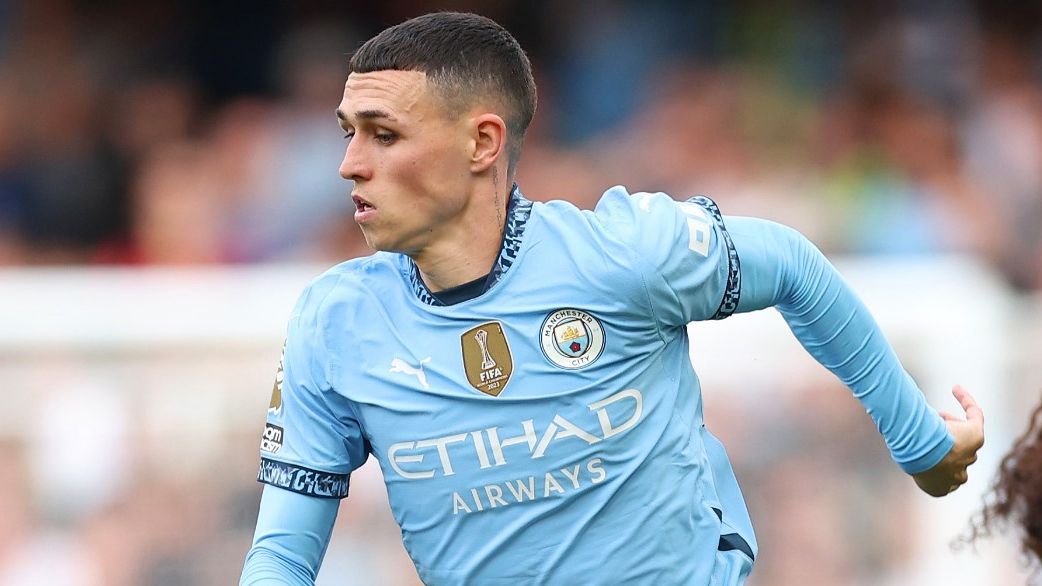 【超安い】 on out missed Foden Phil Why Man as clash Ipswich City's その他